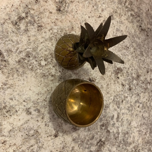Brass pineapple trinket ice box candle holder 6.75” - Picture 4 of 7
